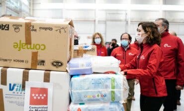Ayuso presenta el operativo logístico y asistencial para los refugiados de Ucrania 