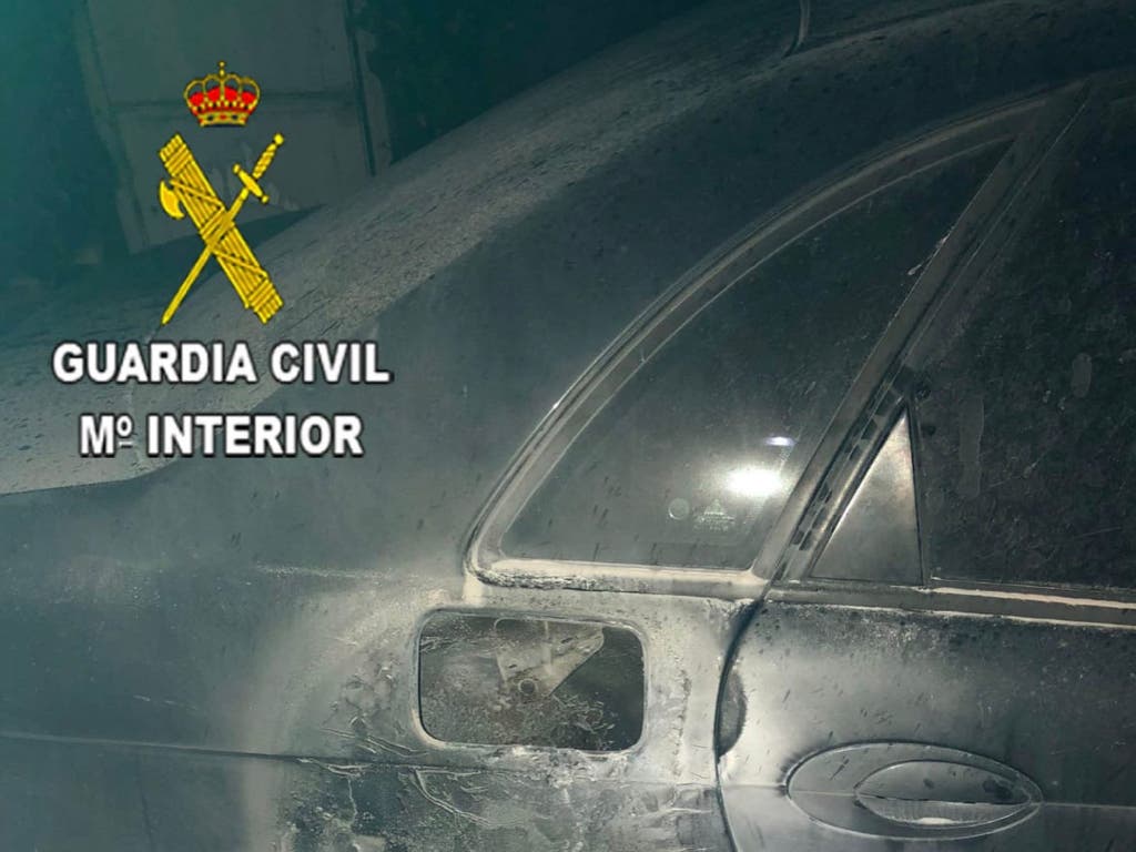 Detenido un joven de 18 años por incendiar seis coches y una vivienda en Villanueva de la Torre 