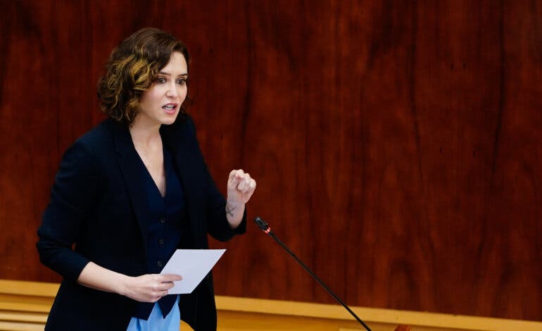 Más Madrid propone legalizar los porros y Ayuso anuncia que dará la batalla contra las drogas 