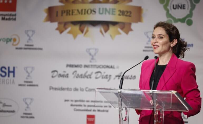 Ayuso recibe un nuevo premio por su gestión de la pandemia 