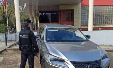 Detenido en la A-2 con un coche robado con matrícula falsa