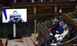 Zelenski pide a las empresas españolas que «dejen de hacer negocios con Rusia»