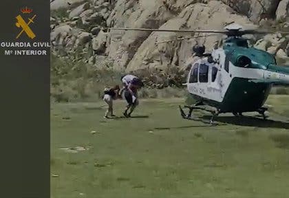 Rescatados en helicóptero dos menores tras lesionarse en las piernas en La Pedriza