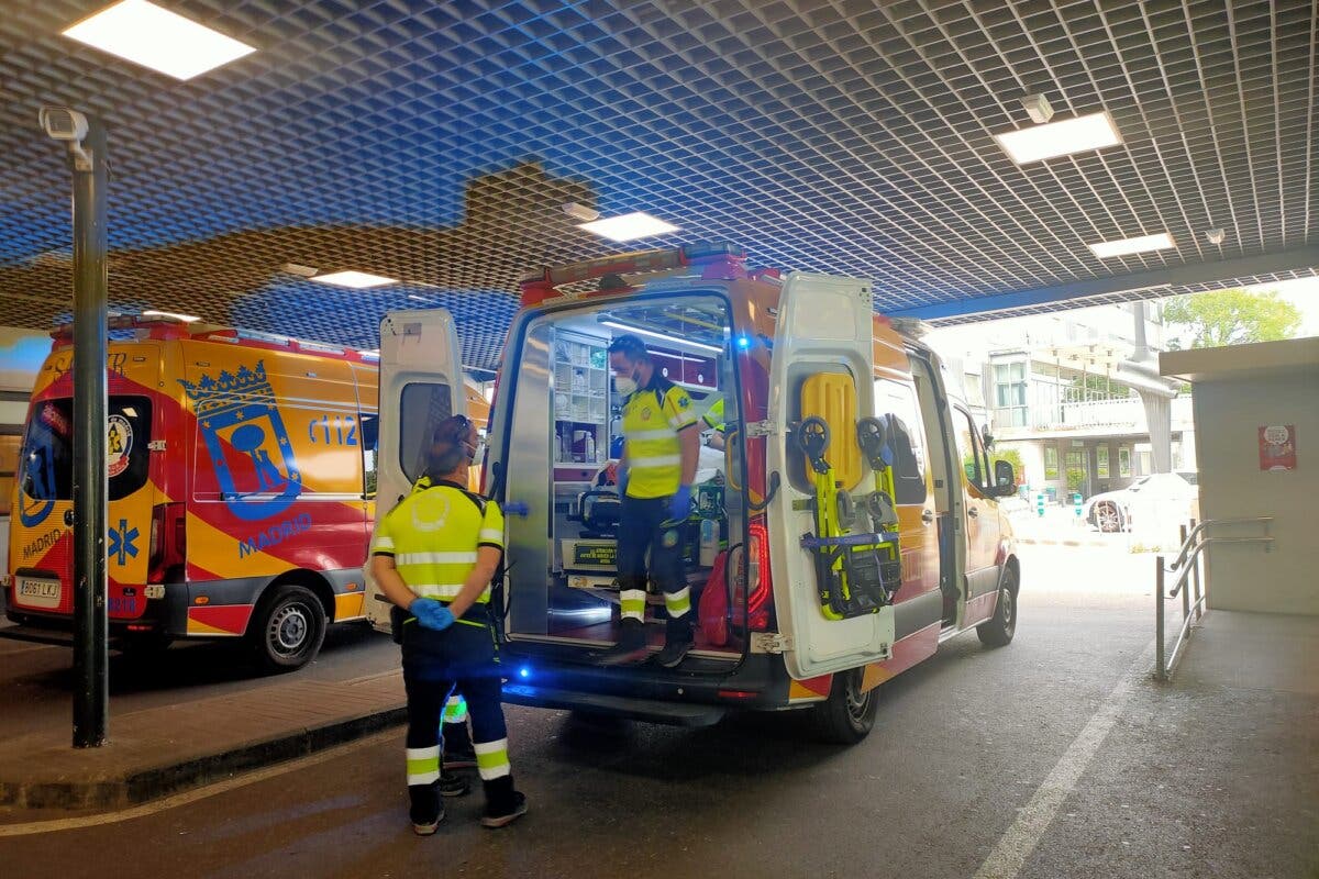 Herido grave un motorista de 27 años tras chocar contra un coche en el Paseo de la Castellana