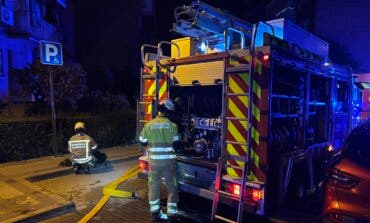 Dos hombres sufren quemaduras de segundo grado en un incendio en Alcorcón