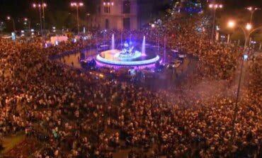 Alrededor de 400.000 personas han celebrado esta madrugada en Cibeles la victoria del Real Madrid en la Champions
