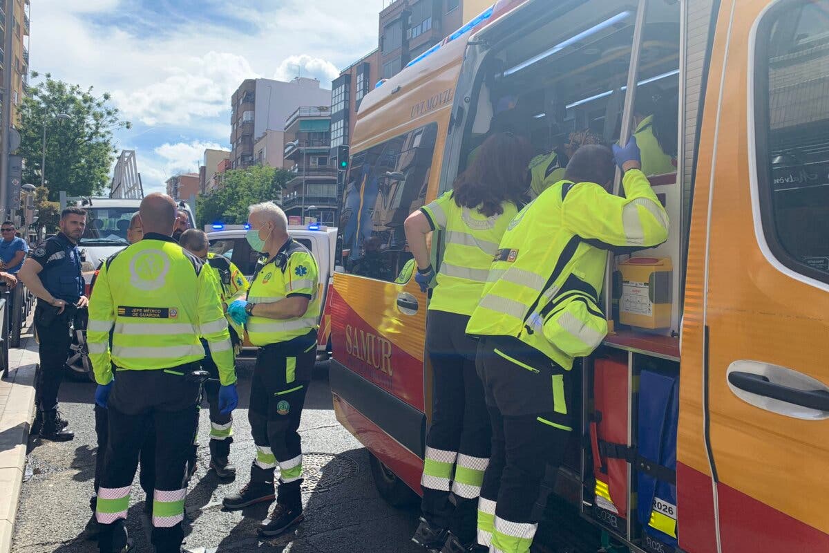 Herido grave un trabajador en Madrid al sufrir un corte profundo con un cristal en un brazo 