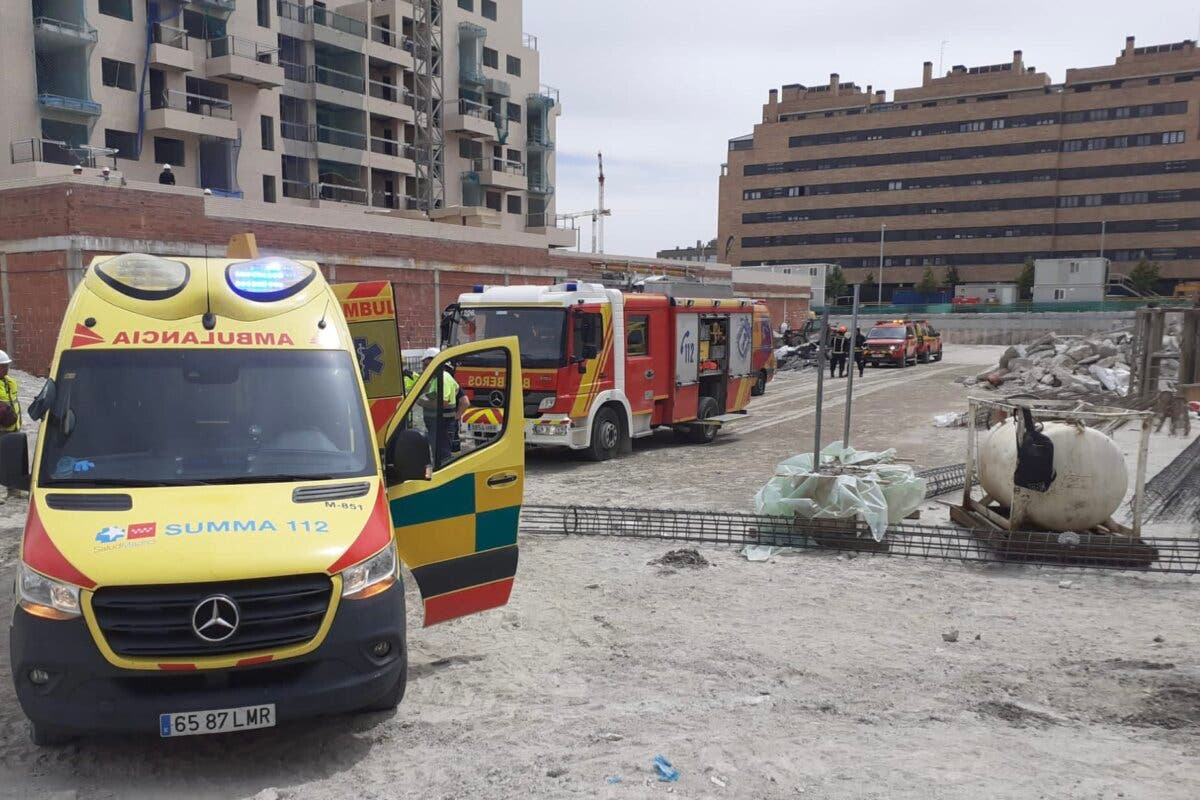 Herido grave un obrero al golpearle un bloque de 1.250 kilos en El Cañaveral y caer después a una zanja