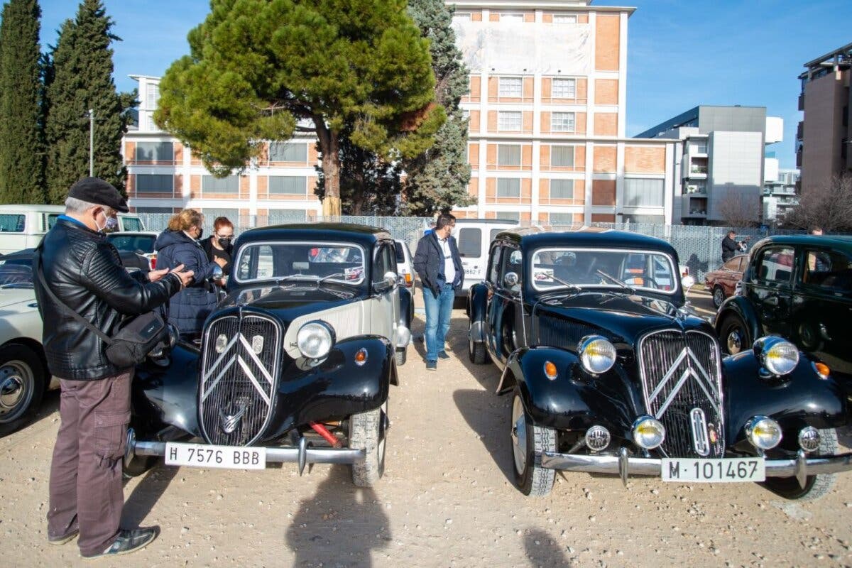 Alcalá de Henares acoge una gran exposición gratuita de coches de época