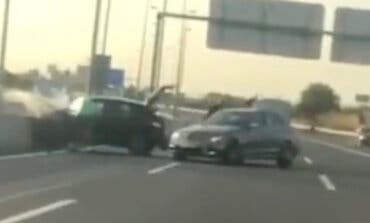 Investigan a un conductor que provocó un accidente en Alcalá de Henares para un vuelco de droga 