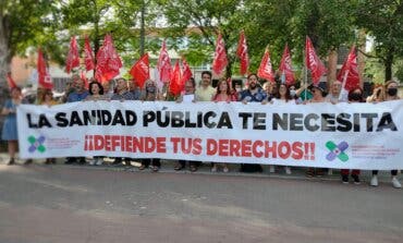 La izquierda se concentra en Torrejón en defensa de la sanidad pública