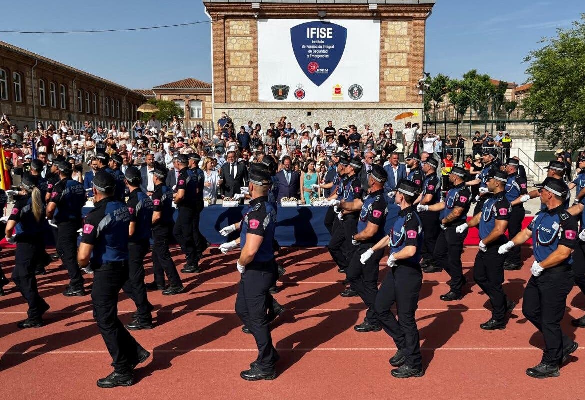 La Comunidad de Madrid refuerza las plantillas de las Policías Locales de la región con 500 nuevos agentes