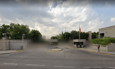 Un menor se cuela en la sede central de la Policía en Madrid y roba dos pistolas