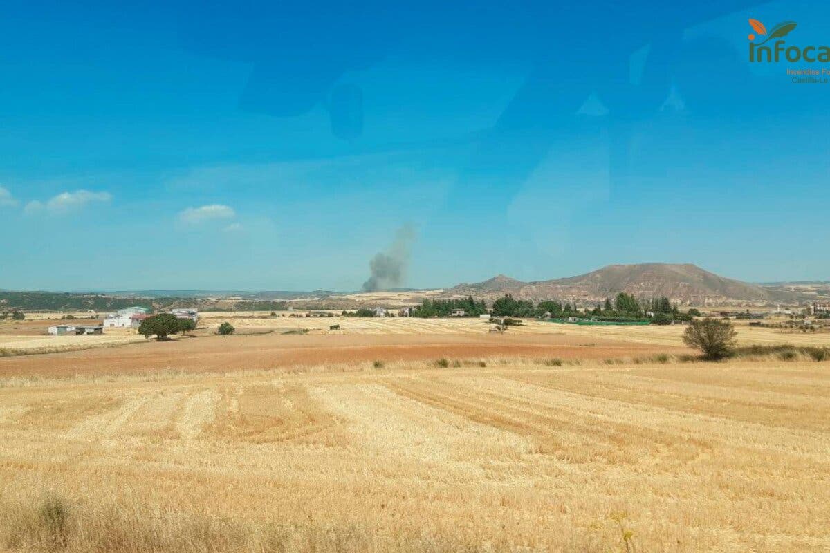 Continúa en nivel 2 un incendio declarado en Humanes (Guadalajara) 