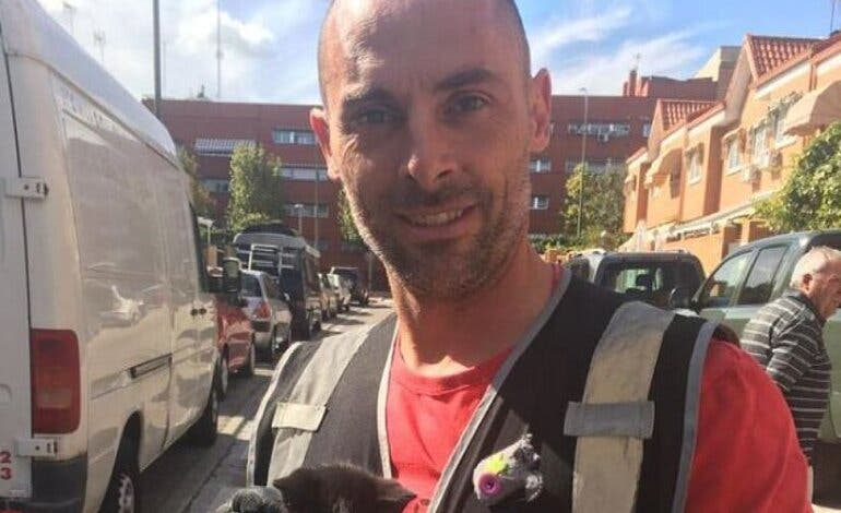 Se entrega el conductor que atropelló ayer mortalmente a un bombero en Moratalaz