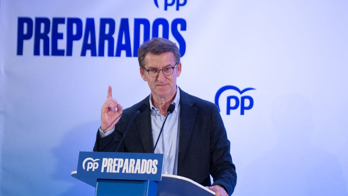 El CIS da por primera vez la victoria al PP de Feijóo frente al PSOE de Sánchez 