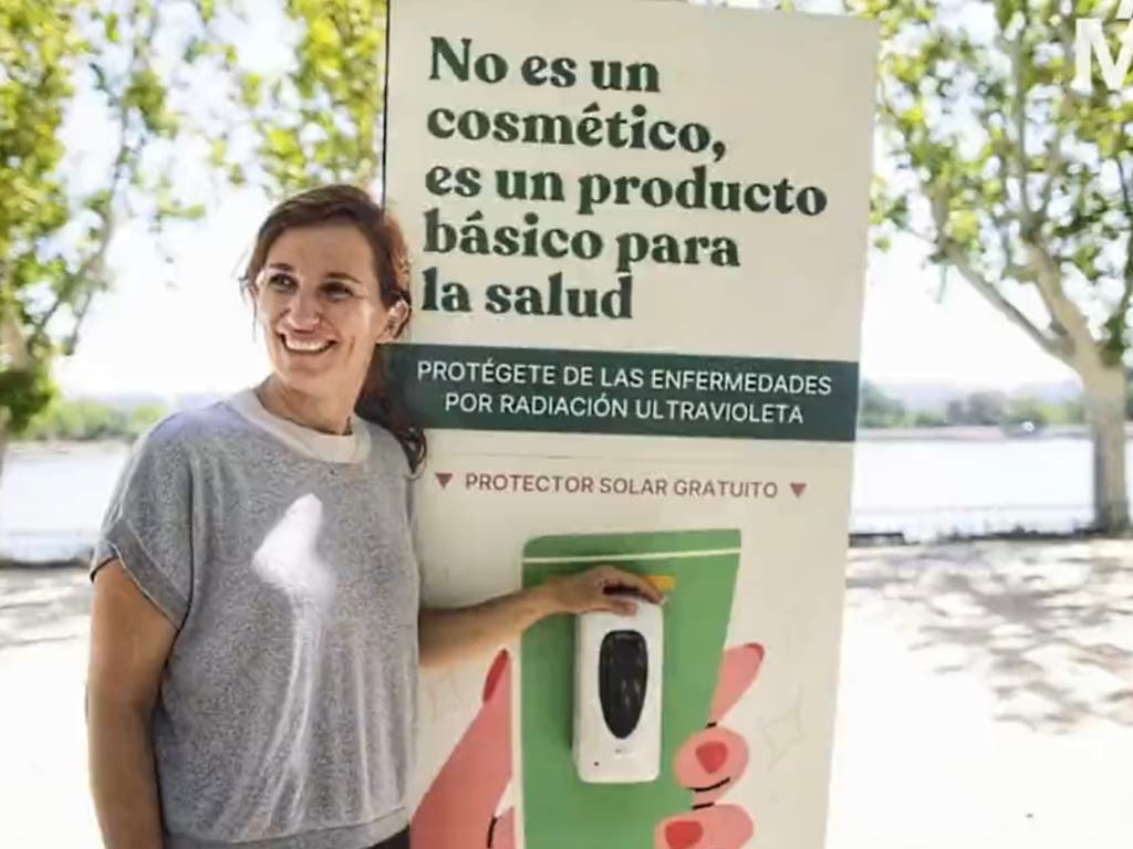 Más Madrid propone instalar dispensadores gratuitos de crema de protección solar en parques, plazas o piscinas