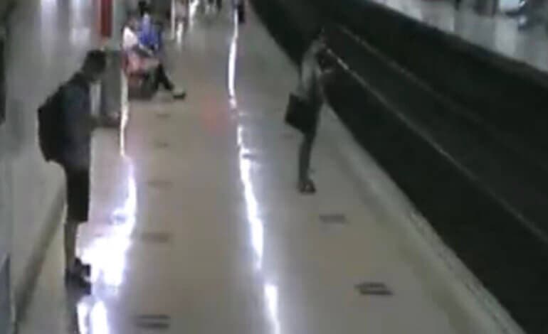 Salvado tras caer a las vías del Metro de Madrid y detenido por desórdenes públicos 