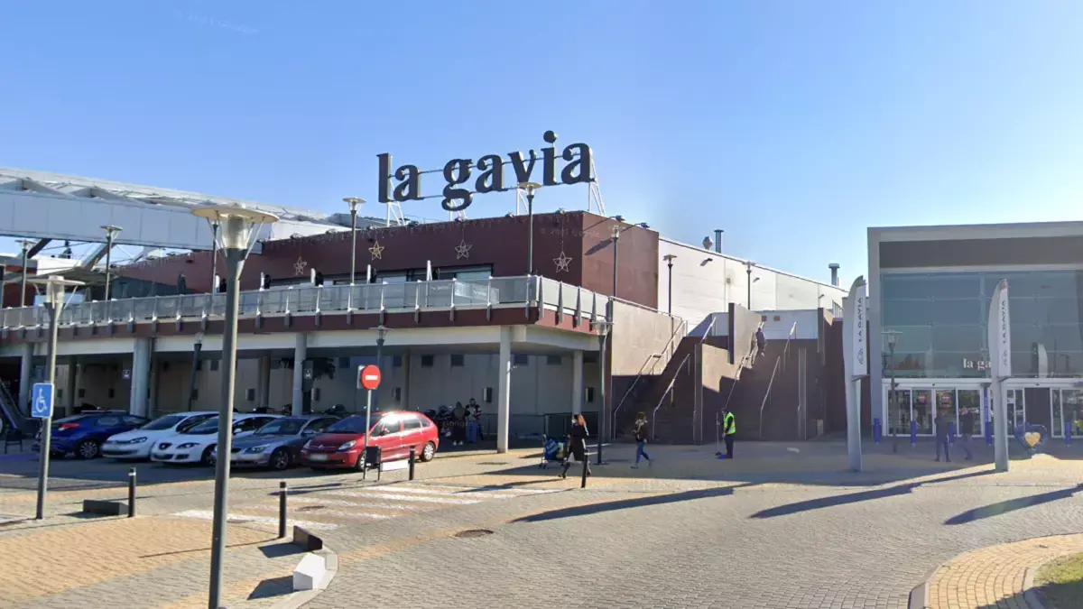 Atraco de película a plena luz del día en una joyería de La Gavia