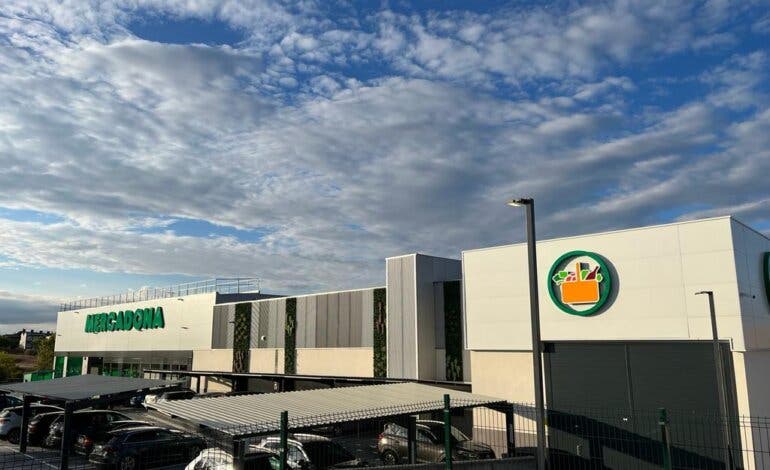 Mercadona abre un nuevo supermercado eficiente en Paracuellos de Jarama 