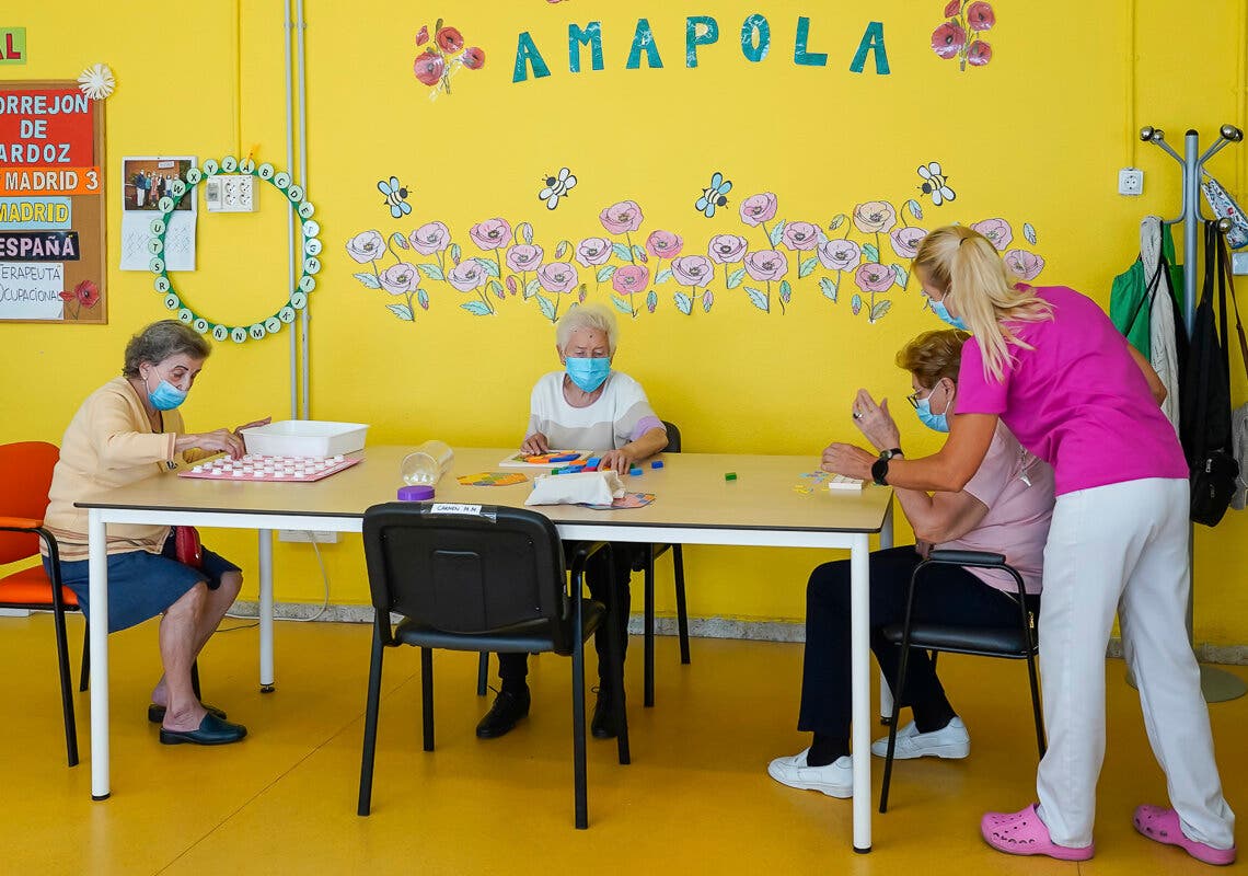 Torrejón de Ardoz cuenta un nuevo centro público para personas con alzhéimer
