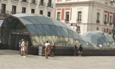 La Puerta de Sol estará lista para celebrar la Nochevieja aunque la ballena no se retirará hasta 2023
