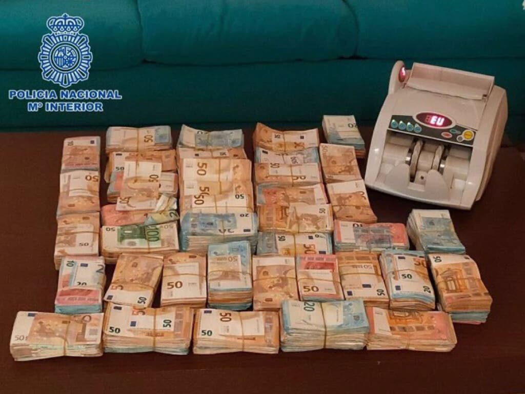 Detenidos tres colombianos en Torrejón de Ardoz por vender droga en su bar