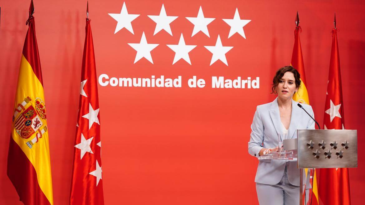 Ayuso declara tres dias de luto oficial en Madrid por la muerte de Isabel II