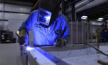 España destruye 190.000 empleos y suma 40.000 parados en agosto