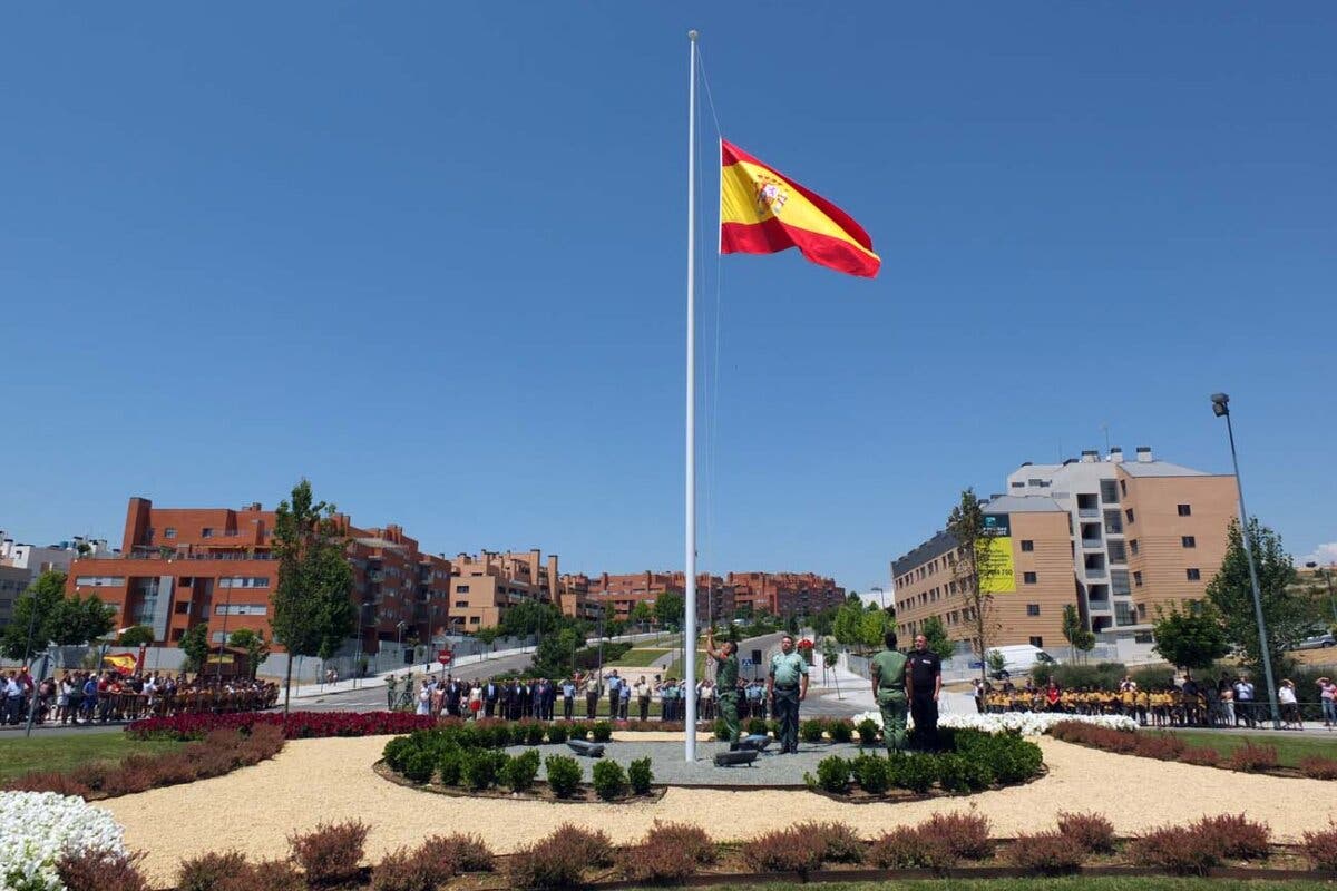 Paracuellos y la BRIPAC organizan un izado de bandera y una exposición el próximo sábado