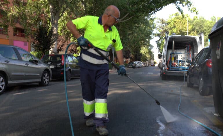 Coslada pone en marcha un plan de limpiezas intensivas en los barrios