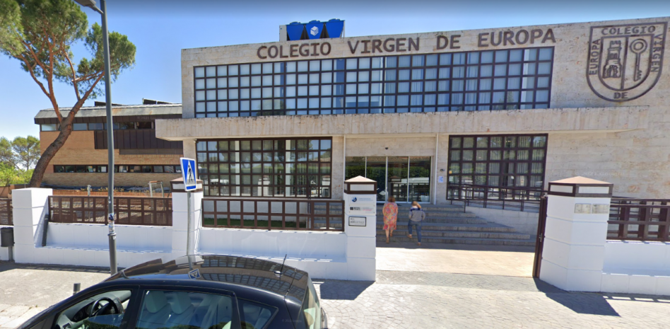 Investigan a un profesor de un colegio de Boadilla por grabar a alumnas en ropa interior durante una década