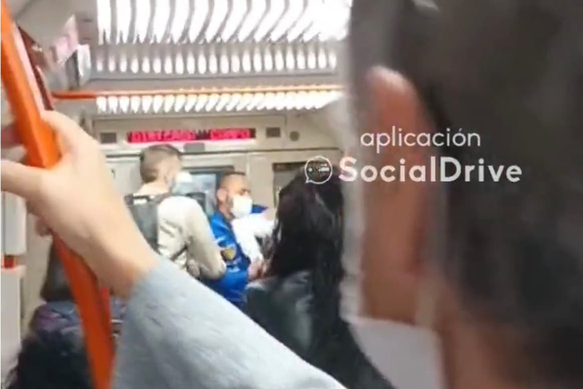 Pelea en el Metro de Madrid porque un pasajero no llevaba mascarilla 
