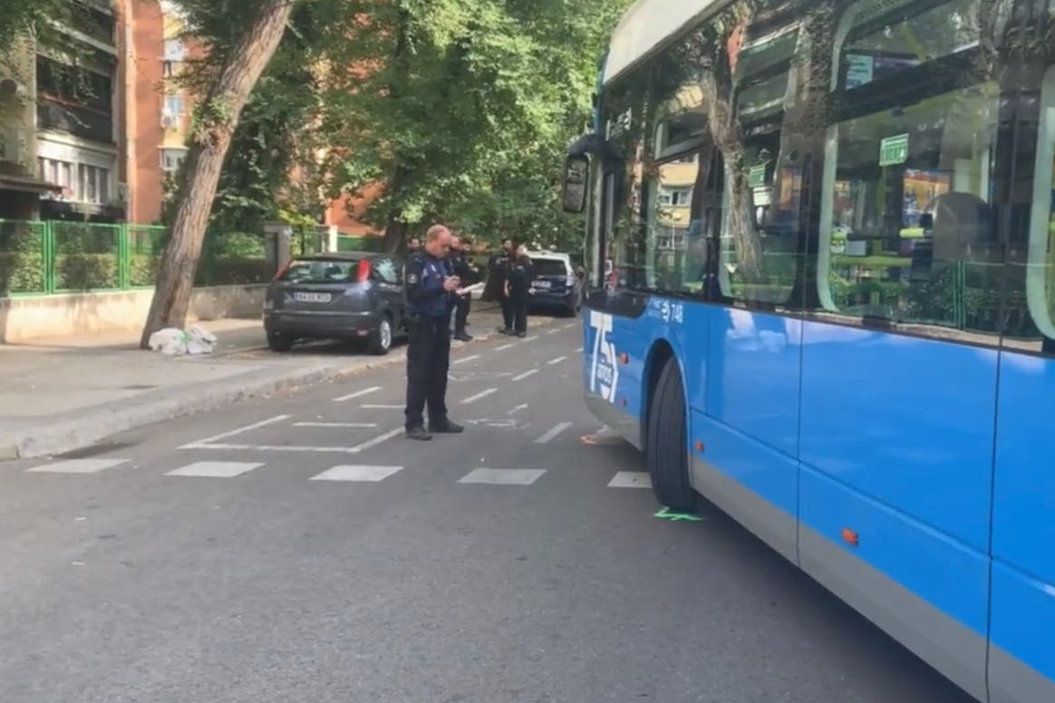 Muere un hombre atropellado por un autobús de la EMT en Carabanchel