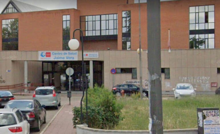Madrid denuncia boicot a la apertura de las urgencias con el 60% de los médicos de baja