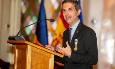 Rumanía otorga al alcalde de Alcalá de Henares la Orden Nacional al Mérito en Grado de Oficial