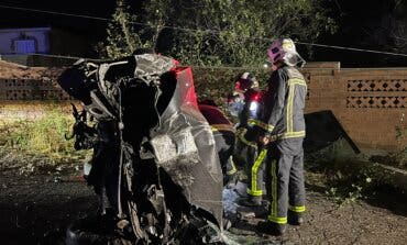 Muere un conductor en Mejorada del Campo tras chocar contra la base de hormigón de una farola 