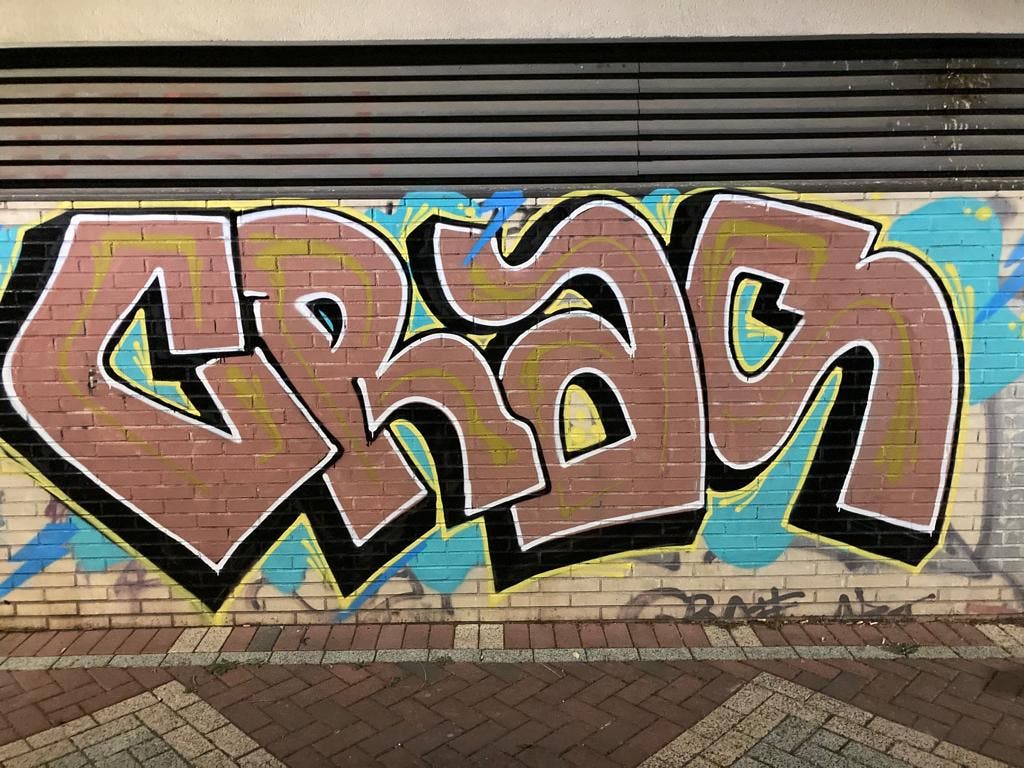 Detenidos en Coslada in fraganti varios grafiteros cuando pintaban en comunidades de vecinos