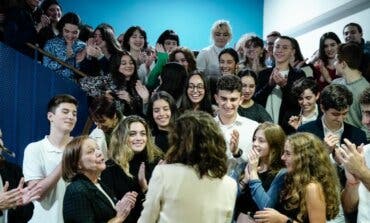 Ayuso reafirma su apuesta por el Bachillerato de Excelencia basado en el mérito y el esfuerzo 
