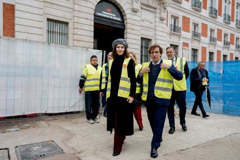 Ayuso pide a los médicos que desconvoquen la huelga ante el aumento de enfermedades relacionadas con el frío