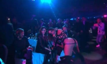El «perreo» viral de Anitta a Isabel Díaz Ayuso en LOS40 Music Awards