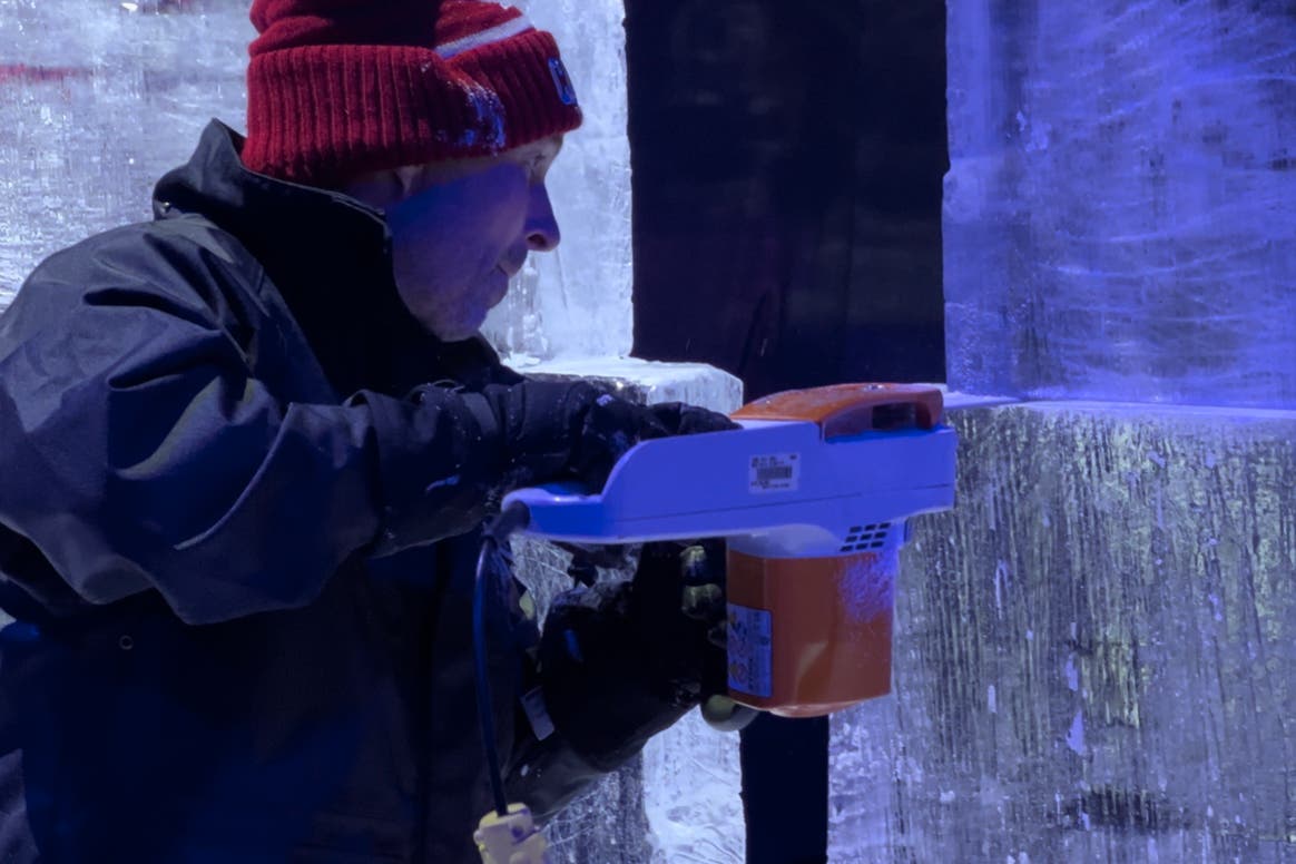 Los mejores escultores de hielo del mundo preparan Ice Festival en Torrejón de Ardoz