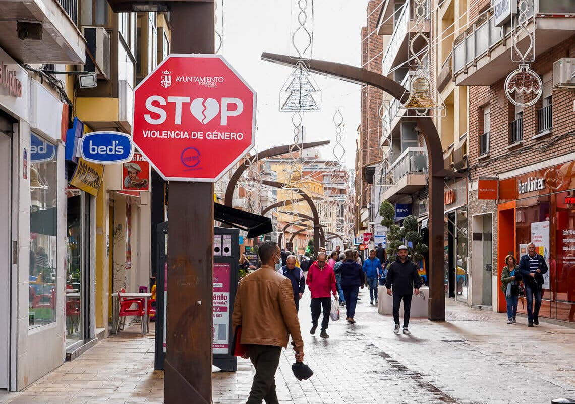 Nuevas señales contra la violencia de género en las calles de Torrejón de Ardoz