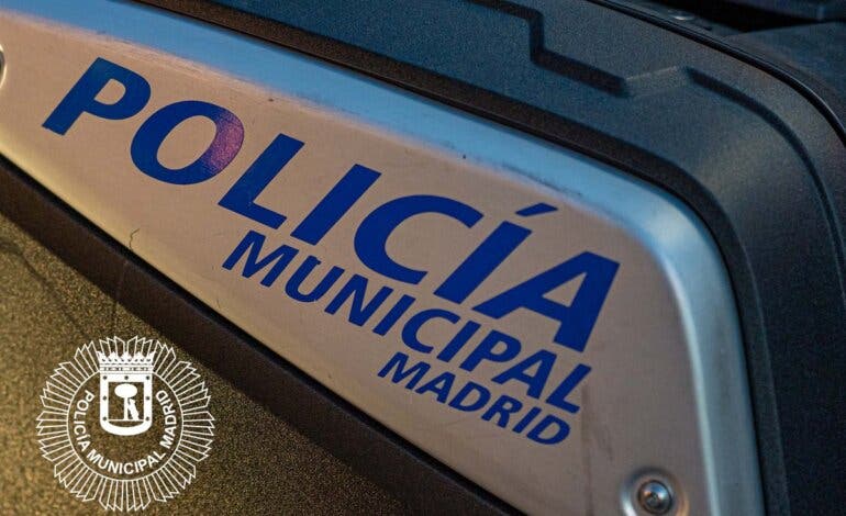 Un perro potencialmente peligroso, suelto y sin bozal, ataca a un anciano en Vallecas