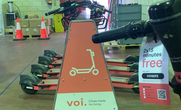 VOI estudia implantar sus patinetes eléctricos en Coslada y San Fernando de Henares 
