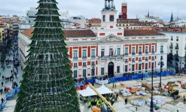 Madrid no encenderá el árbol gigante de Sol hasta el puente de la Constitución  