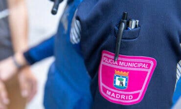Detenida por herir con las uñas en un ojo a una policía en Madrid tras orinar su novio en un patrulla   