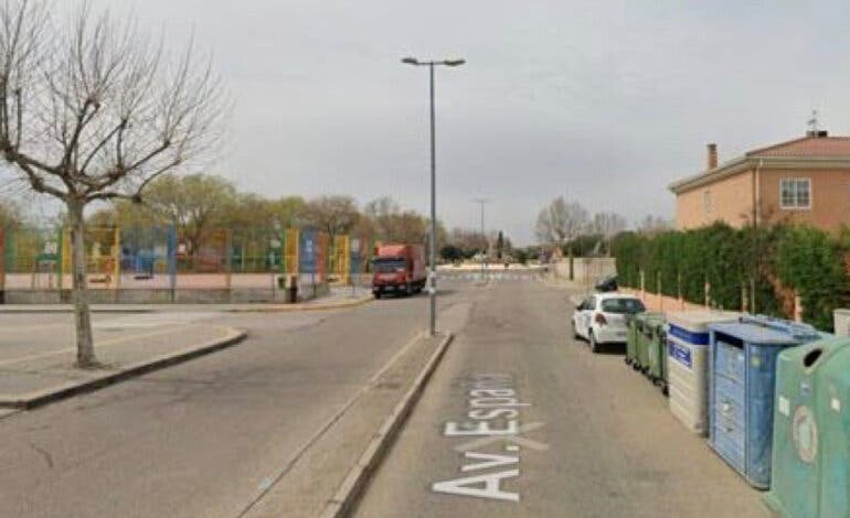 Buscan a un conductor que se dio a la fuga tras provocar un accidente que dejó herido a un menor en Villanueva de la Torre 