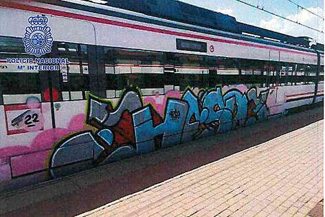 Los grafiteros detenidos paraban trenes en el Corredor del Henares mediante el método del «palancazo»