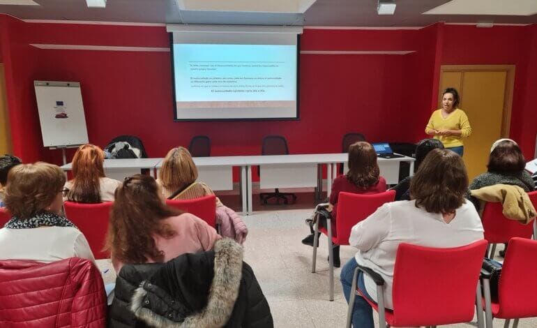 El Hospital Universitario de Torrejón colabora con la Concejalía de la Mujer en talleres de promoción de la salud